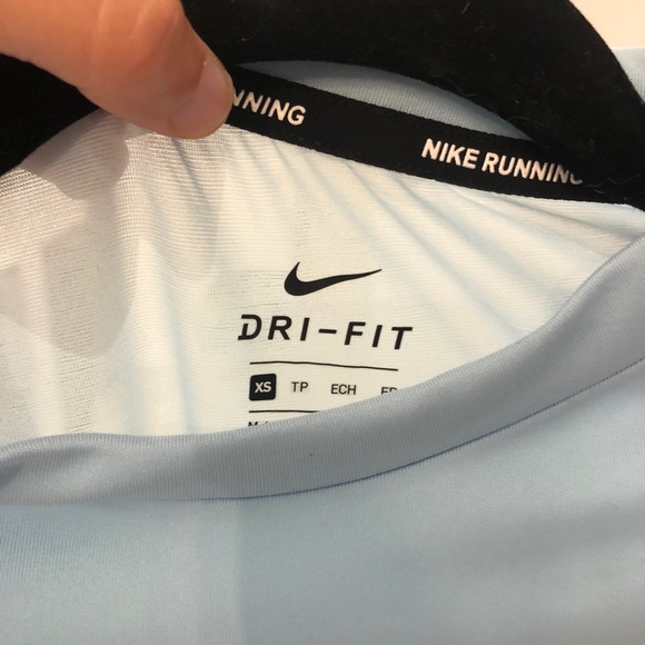 Nike Dri Fit Running T Shirt - Picture 2 of 3
